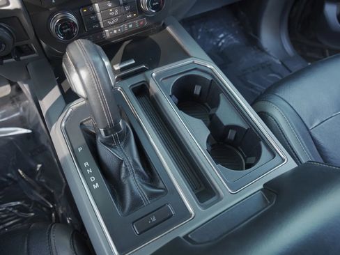 Used 2017 Ford F150 Raptor w/ Equipment Group 802A Luxury image 11