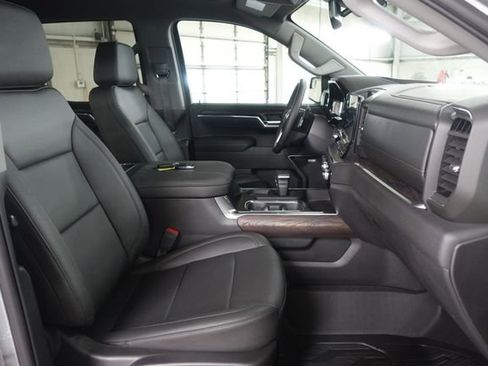 Used 2026 GMC Sierra 1500 SLT w/ SLT Premium Package AWD/4WD image 26