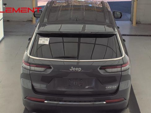 Used 2025 Jeep Grand Cherokee L Limited image 9