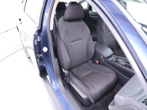 Used 2023 Honda Accord EX image 18