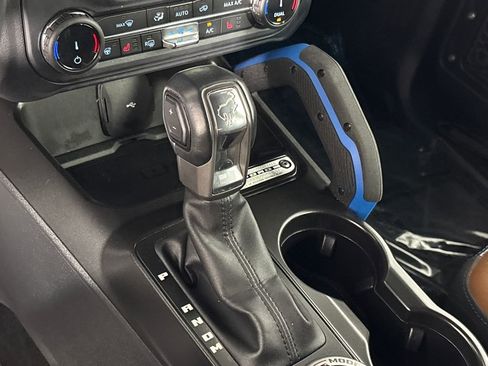 Used 2022 Ford Bronco Outer Banks image 22