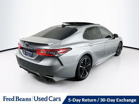 Used 2019 Toyota Camry XSE FWD image 10