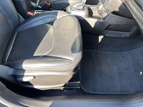 Used 2021 Jeep Renegade Limited image 22