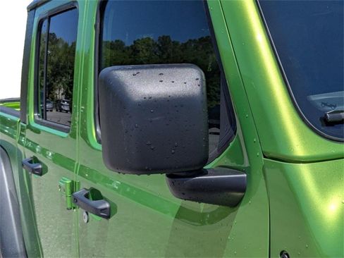 New 2025 Jeep Gladiator Rubicon w/ Safety Group image 10