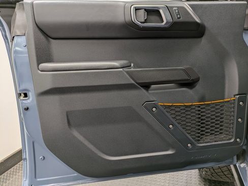 Used 2024 Ford Bronco Badlands image 8