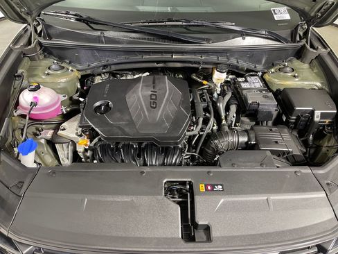 Certified 2025 Hyundai Tucson SEL AWD/4WD image 9
