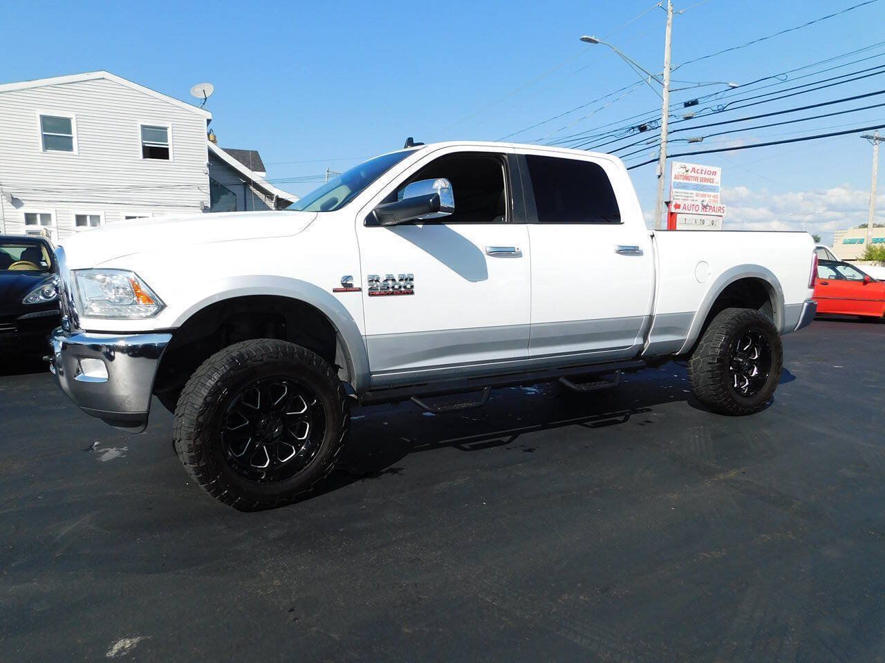 Used 2014 RAM 2500 Laramie AWD/4WD image 3