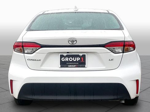 Used 2024 Toyota Corolla LE FWD image 5