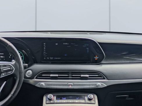 Used 2021 Hyundai Palisade Limited FWD image 19