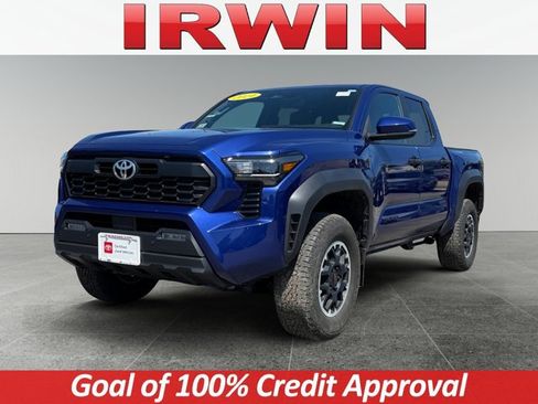 Used 2024 Toyota Tacoma TRD Off-Road w/ TRD Off Road Upgrade Package AWD/4WD image 1