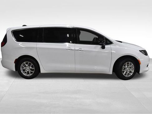 New 2026 Chrysler Voyager LX FWD image 3
