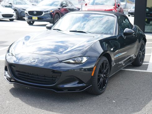 New 2026 MAZDA MX-5 Miata Club RWD image 7