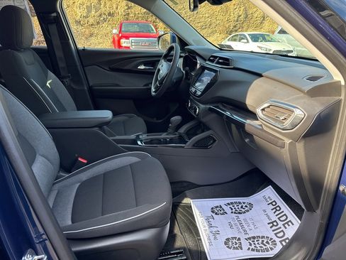Certified 2023 Chevrolet TrailBlazer LT w/ Convenience Package image 11