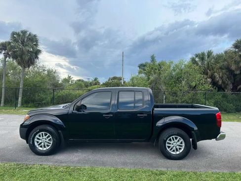 Used 2021 Nissan Frontier SV w/ SV Utility Package RWD image 7
