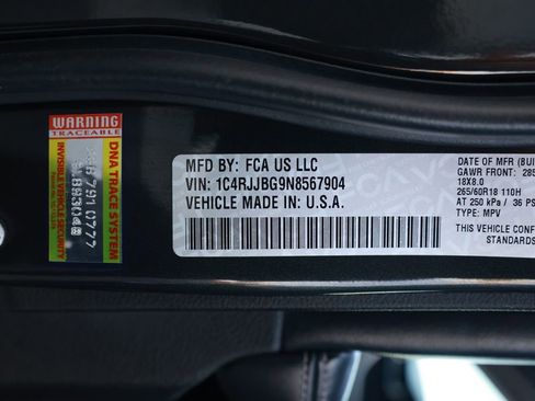 Used 2022 Jeep Grand Cherokee L Limited w/ Luxury Tech Group II RWD image 40