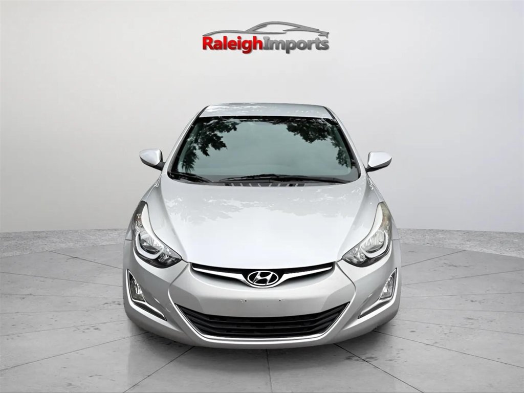 Used 2016 Hyundai Elantra SE w/ Option Group 02 FWD image 3