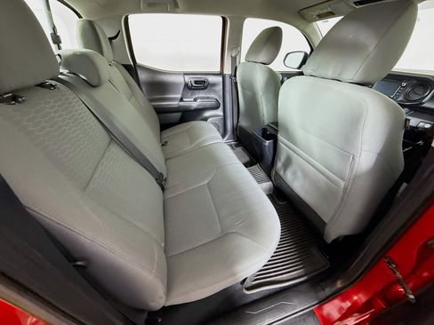 Certified 2017 Toyota Tacoma SR w/ Tow Package image 26