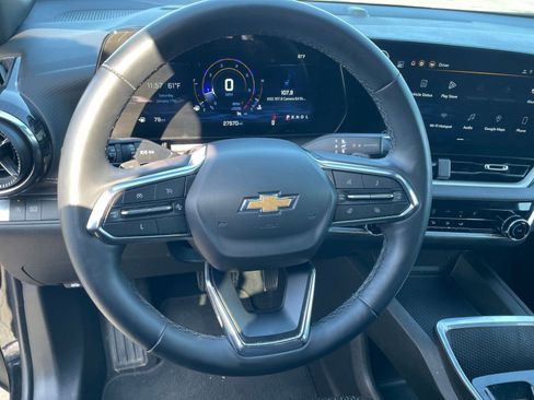 Used 2025 Chevrolet Equinox LT image 27