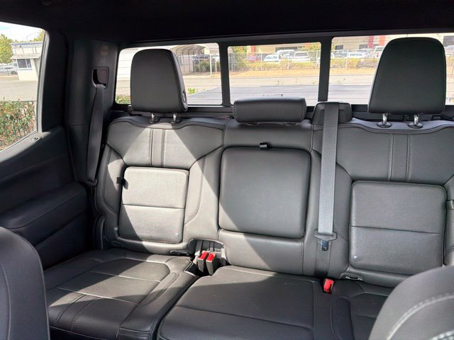 Used 2020 Chevrolet Silverado 1500 High Country w/ Technology Package AWD/4WD image 26