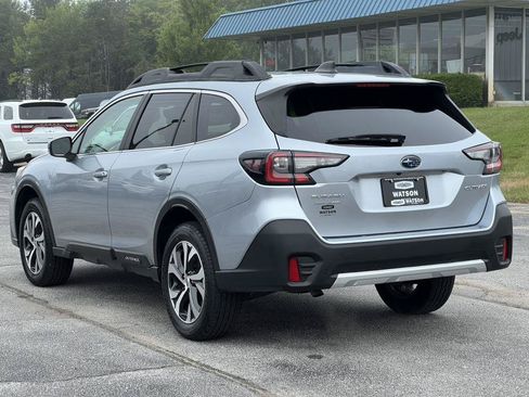 Used 2020 Subaru Outback Limited AWD/4WD image 9