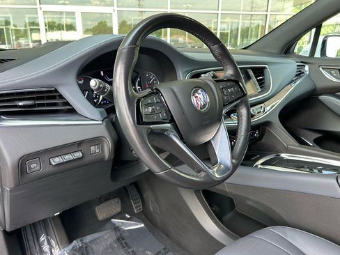 Used 2024 Buick Enclave Premium image 14