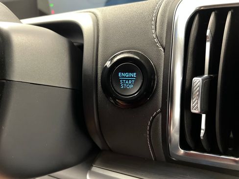 Used 2025 Ford Expedition Max Platinum AWD/4WD image 65