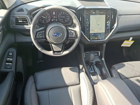 Certified 2025 Subaru Ascent Bronze Edition image 7