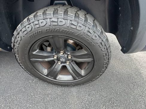 Used 2021 RAM 1500 Warlock AWD/4WD image 46