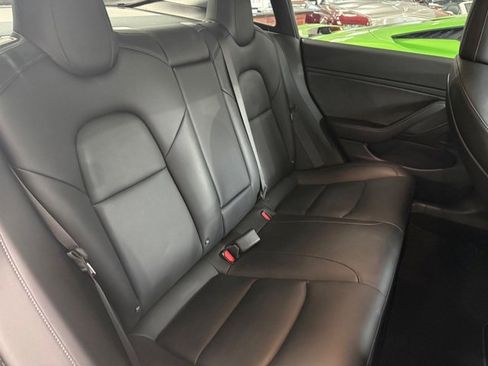 Used 2018 Tesla Model 3 RWD image 9