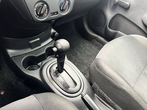 Used 2018 Nissan Versa S Plus FWD image 23