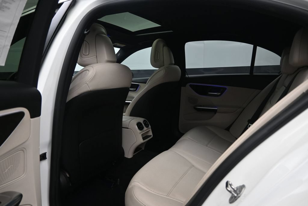 Used 2023 Mercedes-Benz C 300 4MATIC Sedan image 28