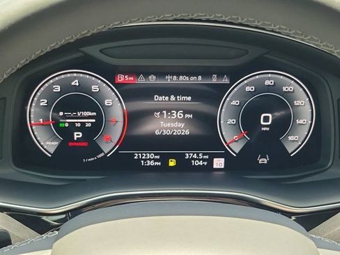 Certified 2024 Audi Q8 Premium Plus w/ Premium Plus Package AWD/4WD image 24