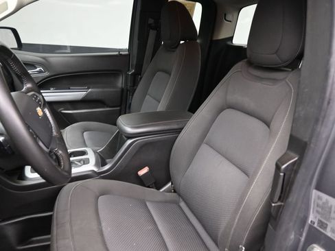 Used 2021 Chevrolet Colorado LT w/ Fleet Safety Package RWD image 18