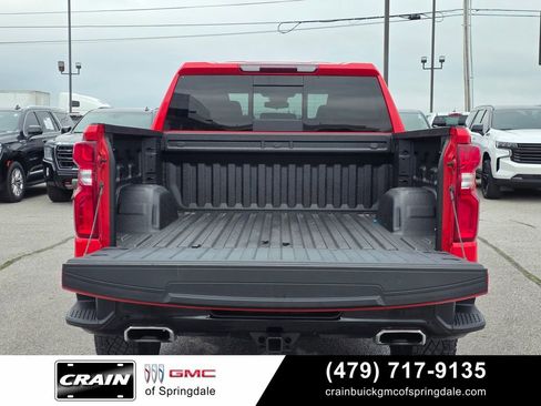 Used 2024 Chevrolet Silverado 1500 LT Trail Boss w/ Convenience Package II AWD/4WD image 7