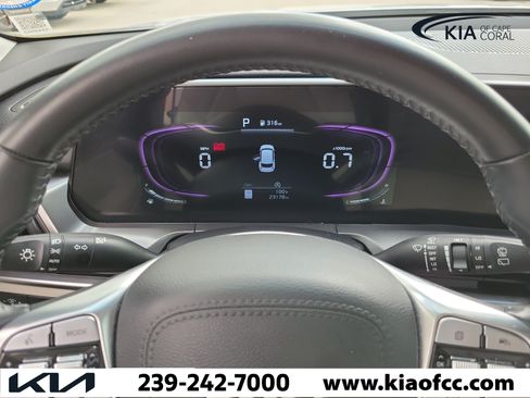 Certified 2025 Kia Telluride S FWD image 24
