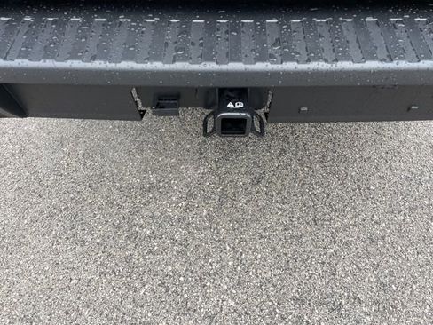 New 2026 Ford Maverick XL image 10