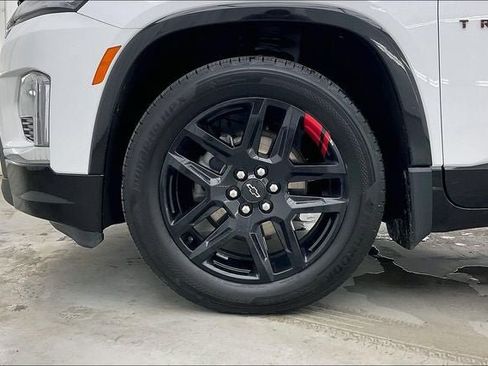 Used 2023 Chevrolet Traverse Premier w/ Redline Edition AWD/4WD image 10