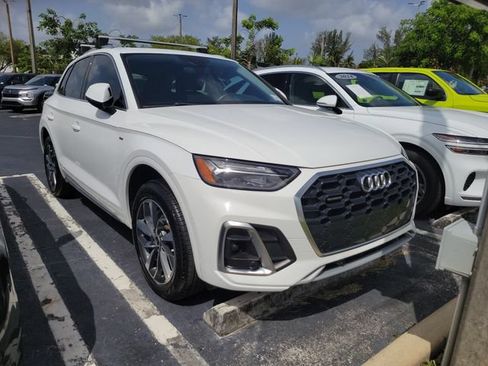 Used 2022 Audi Q5 2.0T Premium AWD/4WD image 2