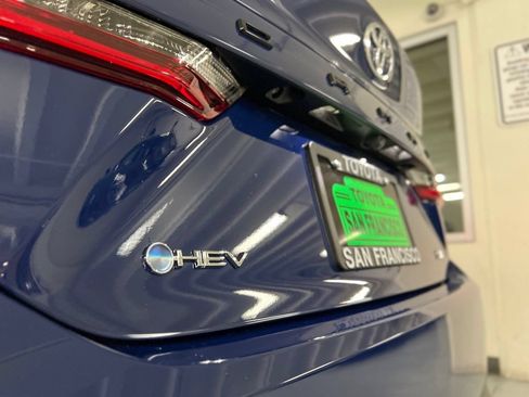 New 2026 Toyota Camry SE FWD image 7