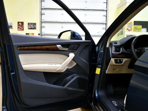 Used 2018 Audi Q5 Prestige w/ Prestige Package image 11