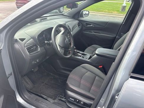 Used 2024 Chevrolet Equinox RS FWD image 12