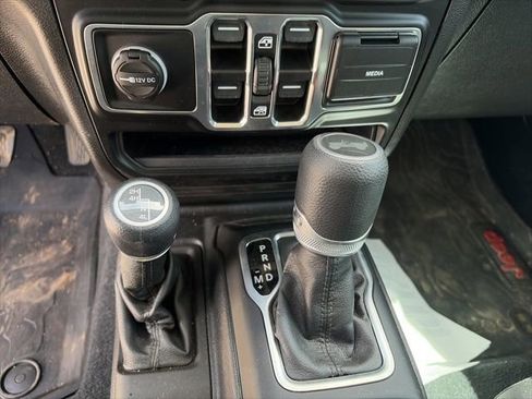 Used 2020 Jeep Wrangler Unlimited Sport AWD/4WD image 8