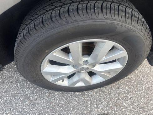 Used 2012 Nissan Murano SL FWD image 10