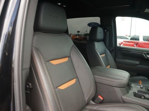 Used 2025 GMC Sierra 1500 AT4 w/ AT4 Premium Package AWD/4WD image 20