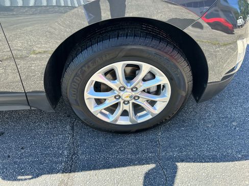 Used 2020 Chevrolet Equinox LT FWD image 9
