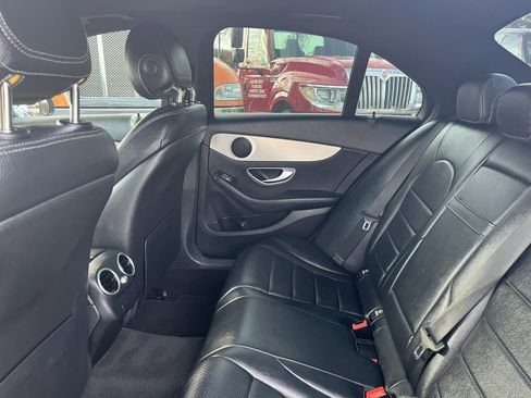 Used 2018 Mercedes-Benz C 300 Sedan image 21