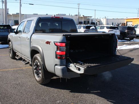 Used 2023 Nissan Frontier PRO-4X w/ Pro Convenience Package AWD/4WD image 7