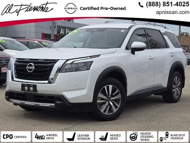 Certified 2025 Nissan Pathfinder SL AWD/4WD image 1