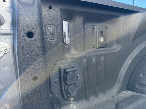 Used 2022 Ford F350 Platinum image 7