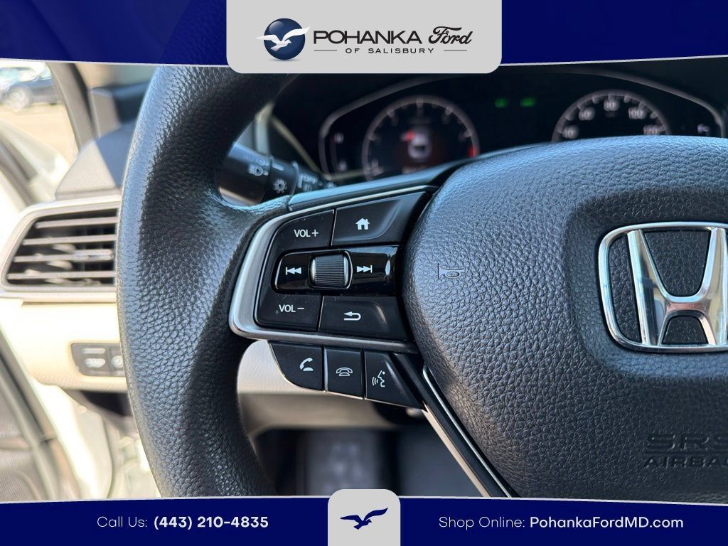 Used 2018 Honda Accord EX image 16